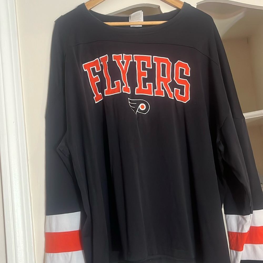 FLYERS HOCKEY SHIRT